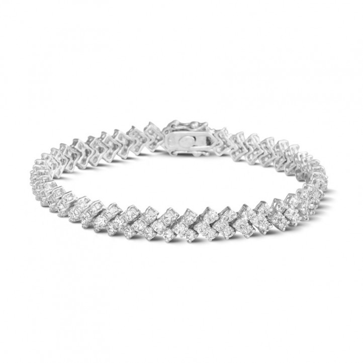 Pavilion Cuff 9.50 Ct bracelet