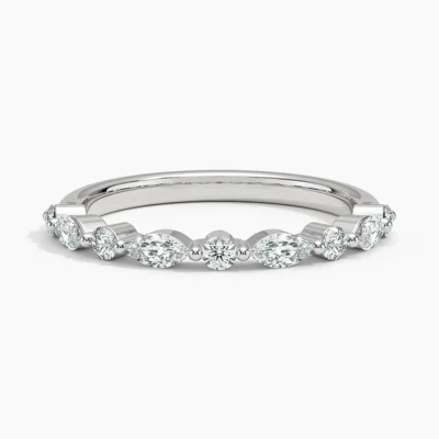 Royal Bloom Diamond Ring (3/8 ct. tw.) in Platinum