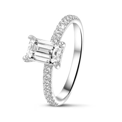 Gilded Horizon 1.00 Carat Ring With an Emerald Cut Diamond